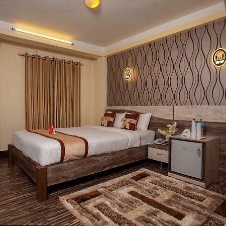 Hotel Lotus Buddha Inn Kathmandu Bagian luar foto