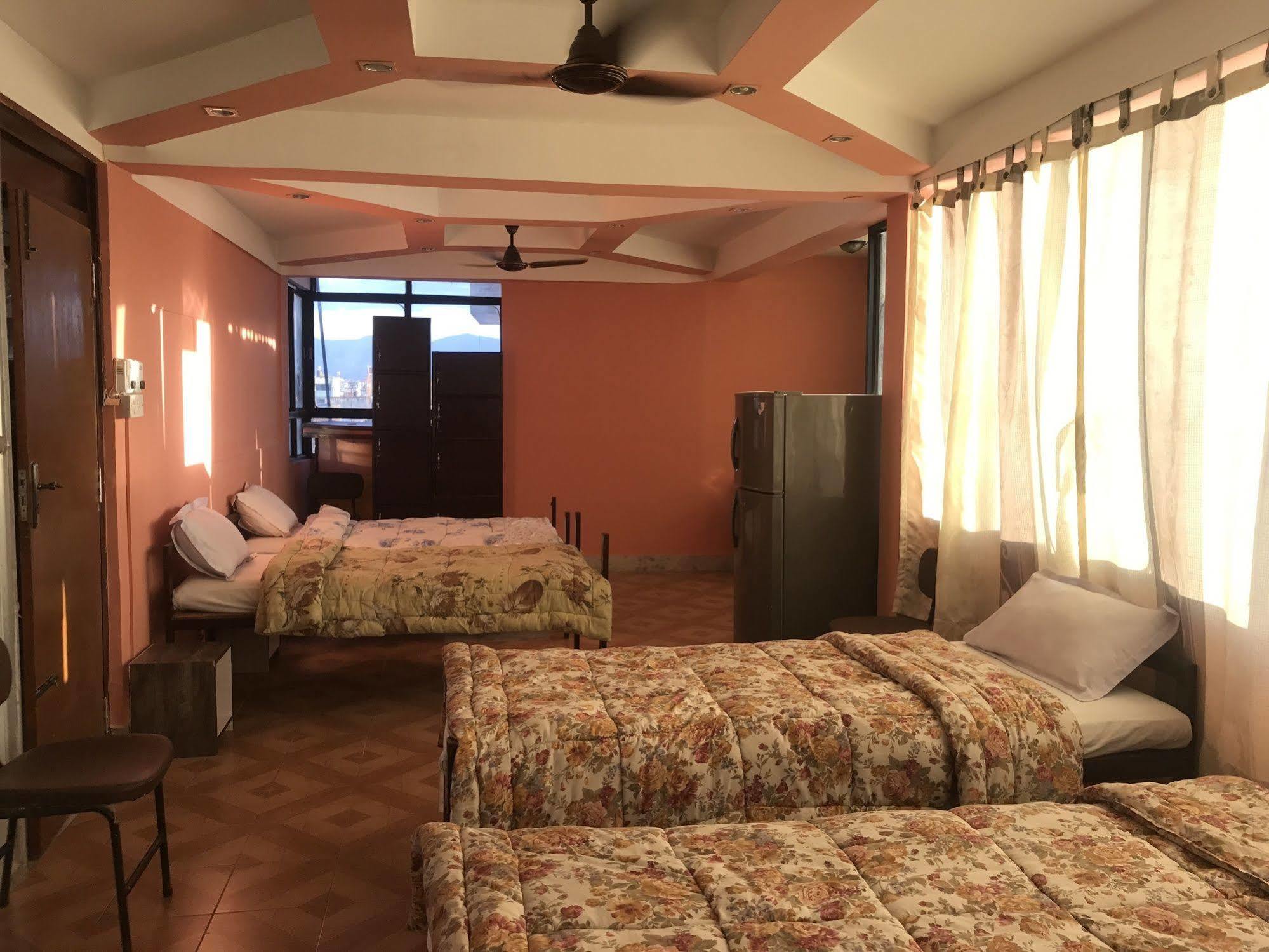 Hotel Lotus Buddha Inn Kathmandu Bagian luar foto