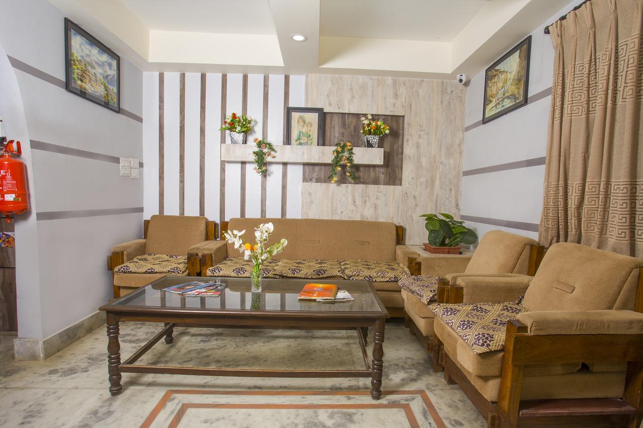 Hotel Lotus Buddha Inn Kathmandu Bagian luar foto