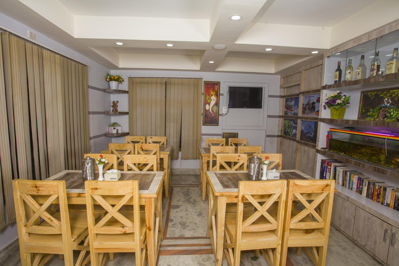 Hotel Lotus Buddha Inn Kathmandu Bagian luar foto