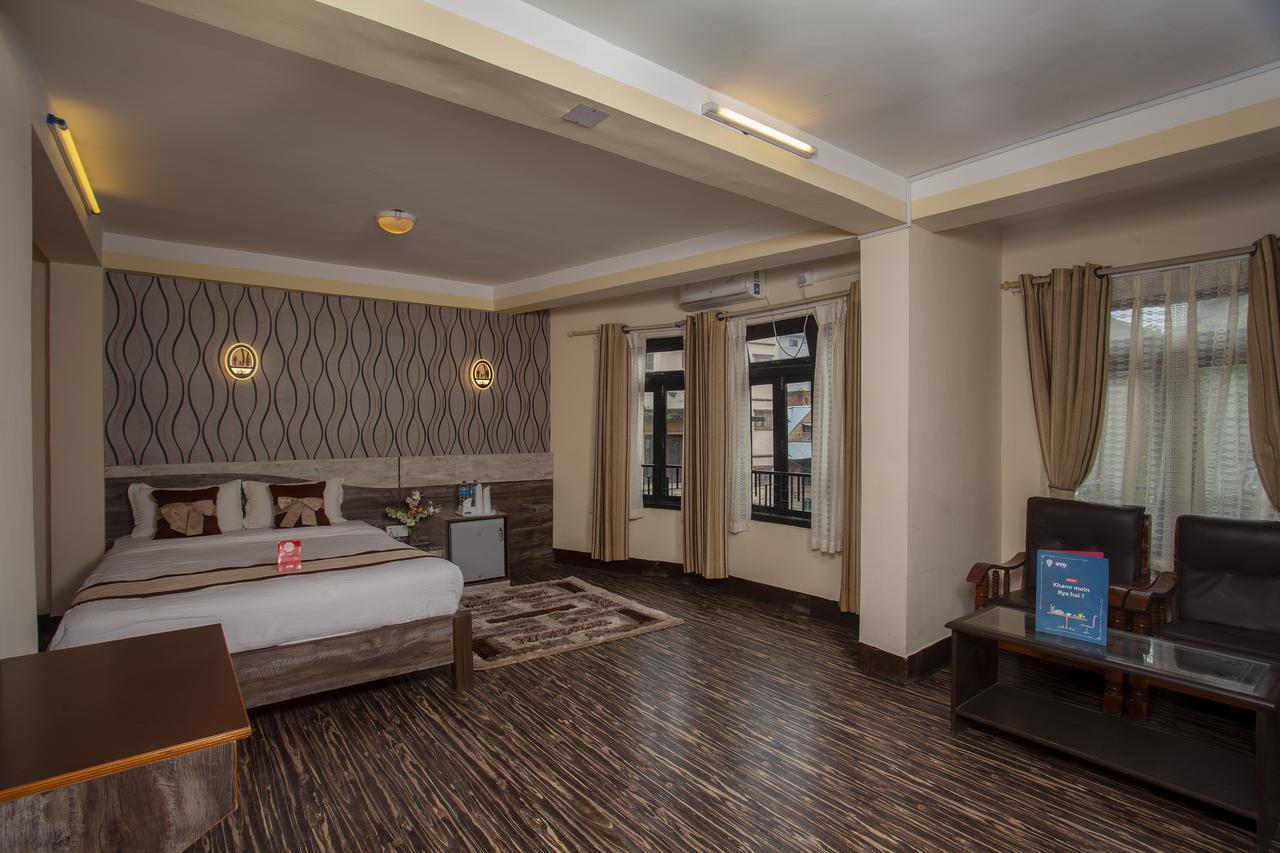 Hotel Lotus Buddha Inn Kathmandu Bagian luar foto
