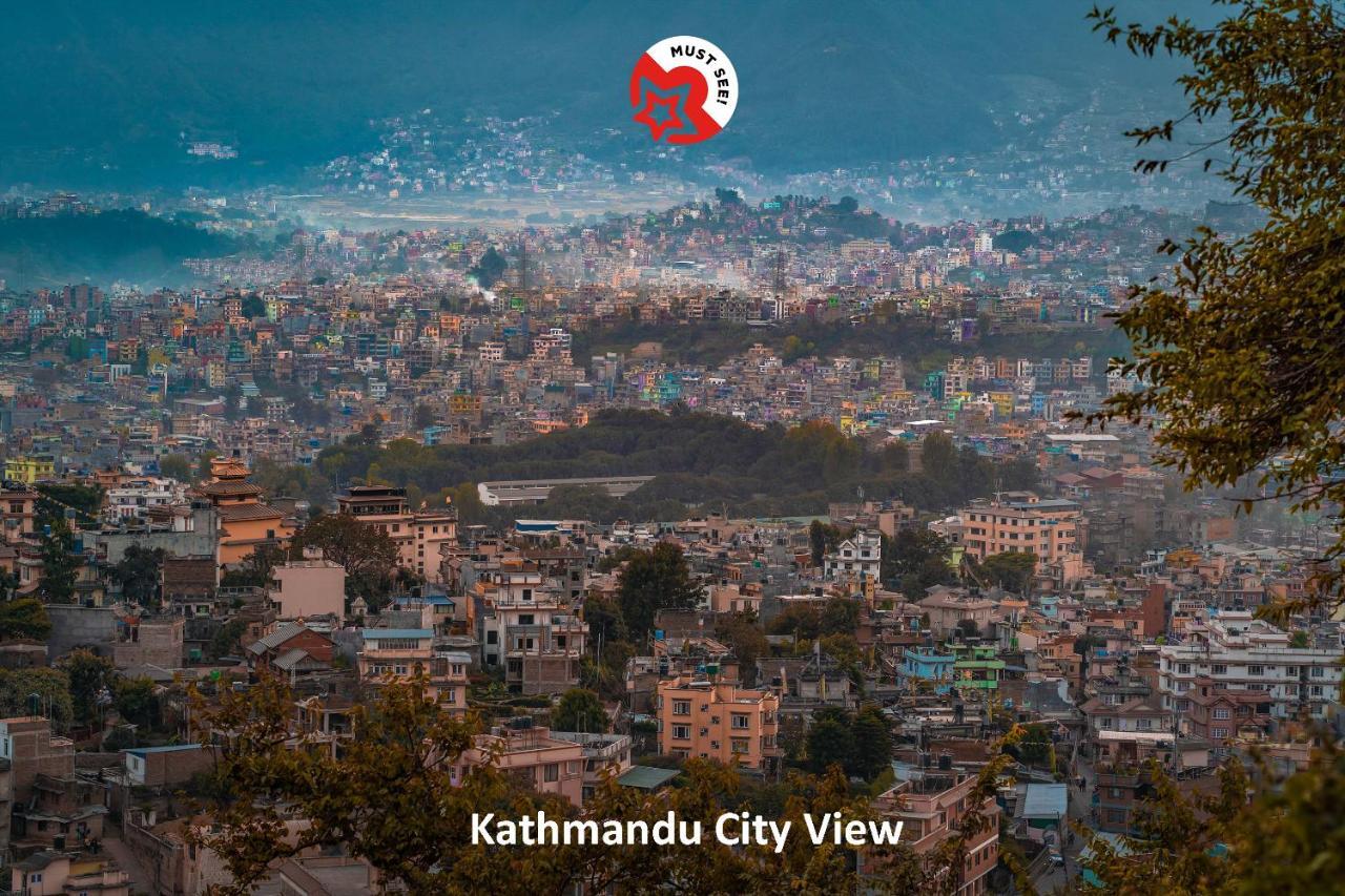 Hotel Lotus Buddha Inn Kathmandu Bagian luar foto